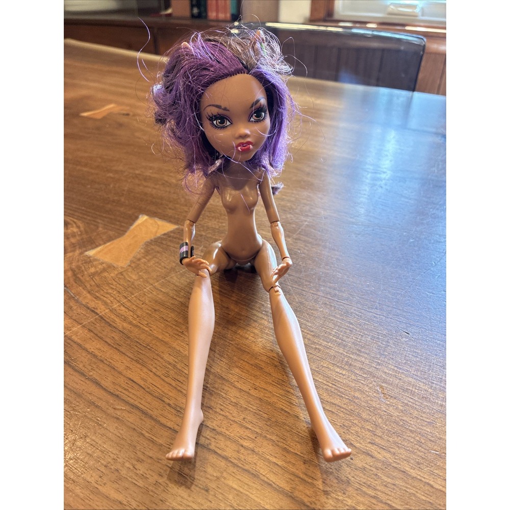 Monster High Nude Doll Coffin Bean Clawdeen Wolf W/ Arm Hands - 2008